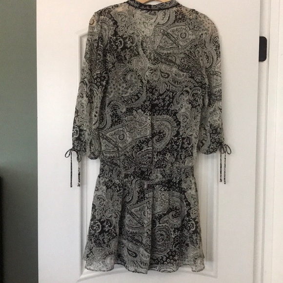 Guess - Picture 7 of 8